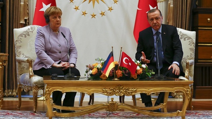 Merkel bei Erdogan: Besuch im Zeichen der Entfremdung